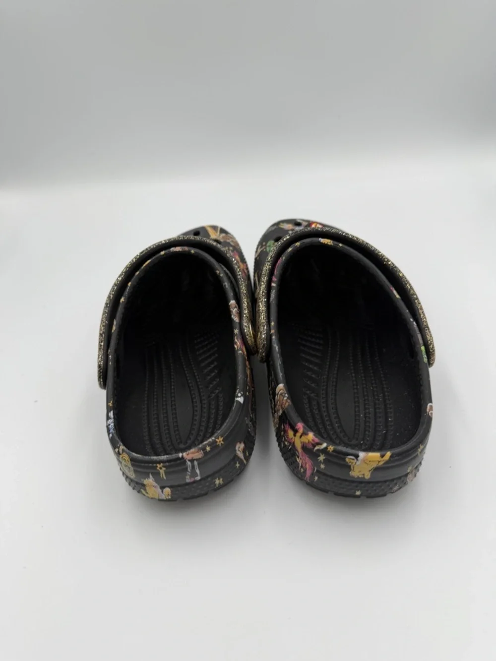 CROCS worn 1x
